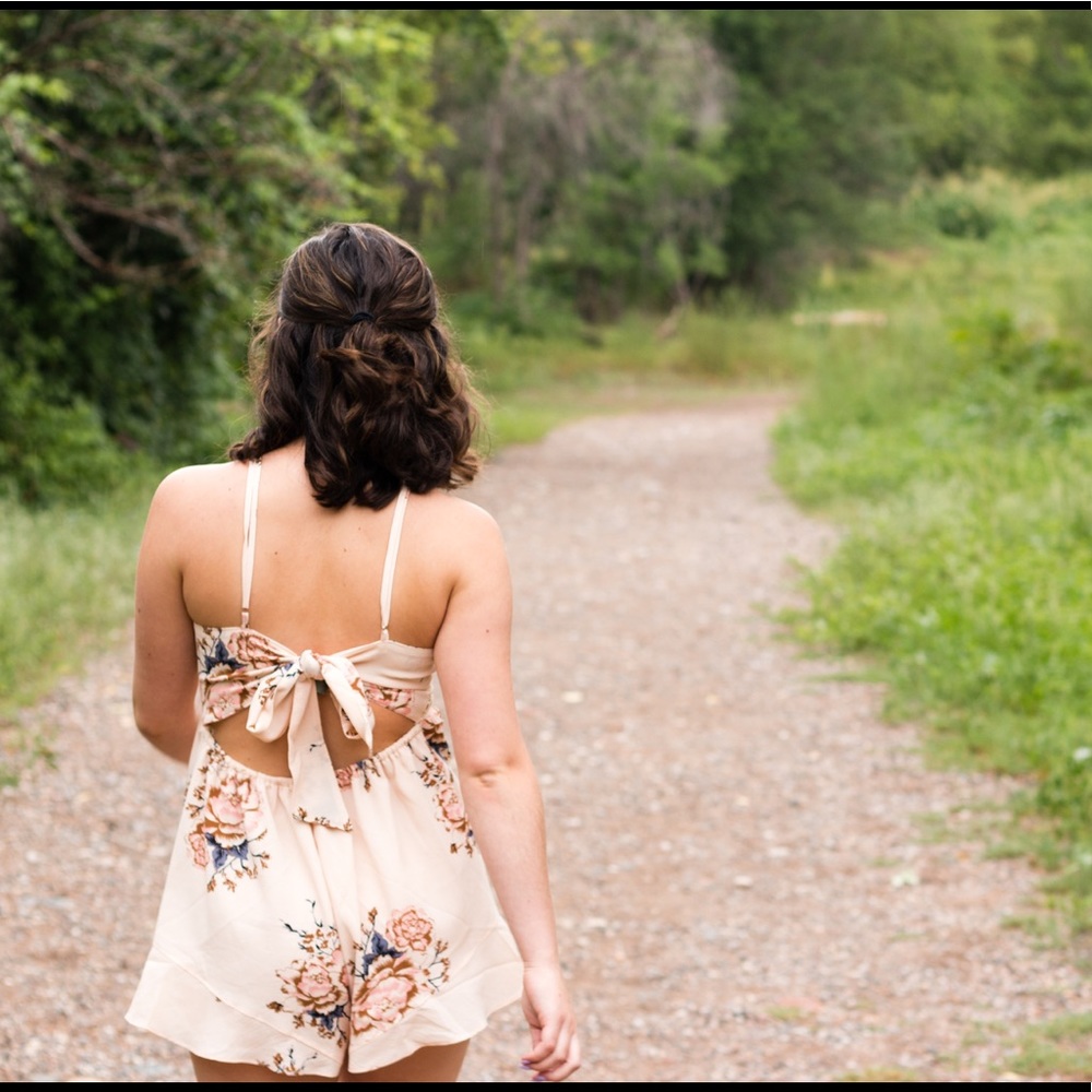 Floral tie back romper